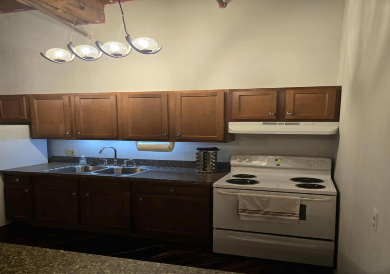 Apartment Motown Riverfront Loft