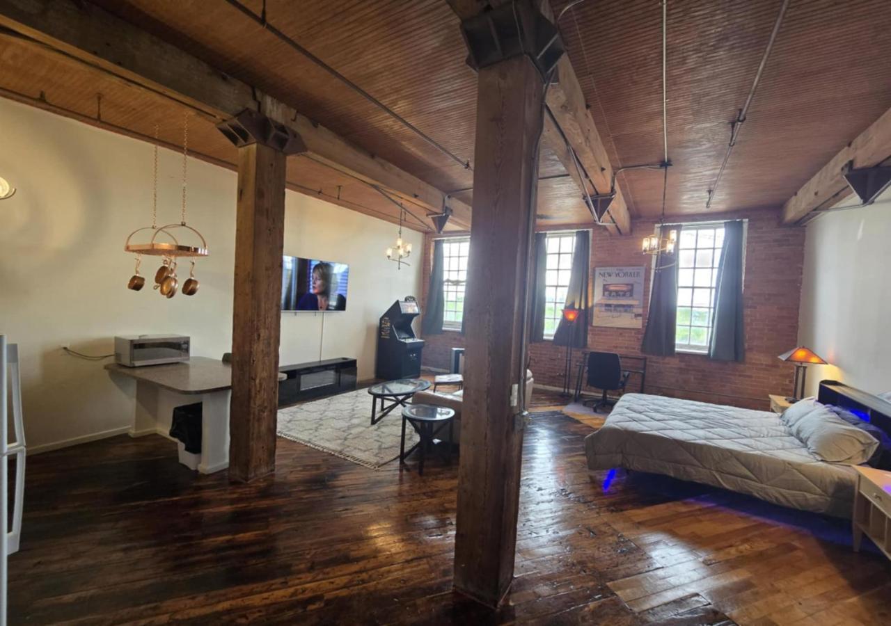 Motown Riverfront Loft Detroit